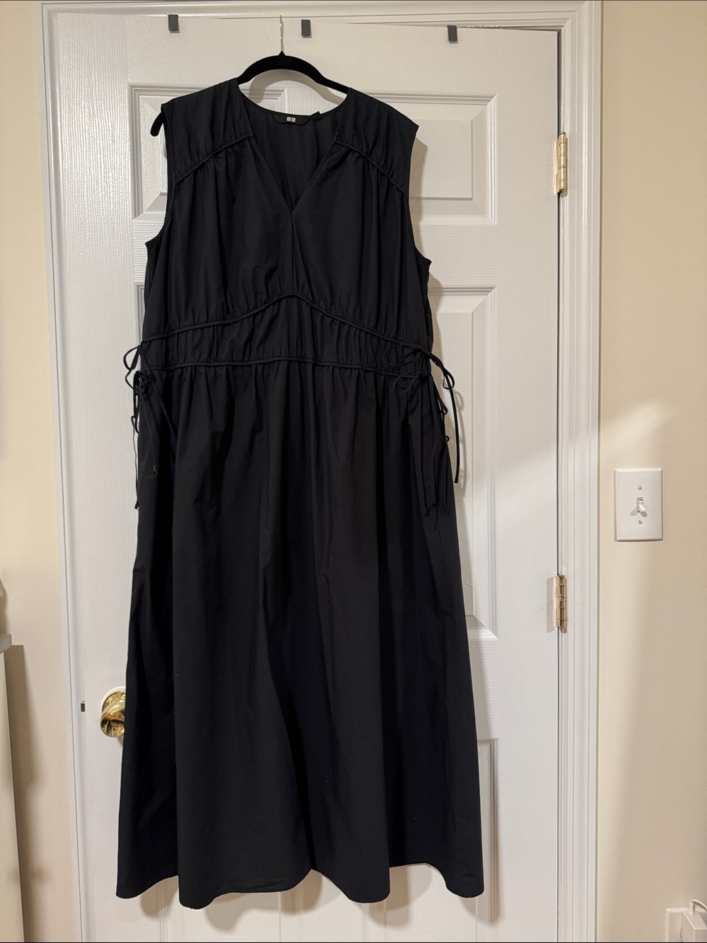 Uniqlo Black Sleeveless Drawstring Dress Size L - 100% Cotton